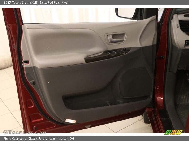 Salsa Red Pearl / Ash 2015 Toyota Sienna XLE