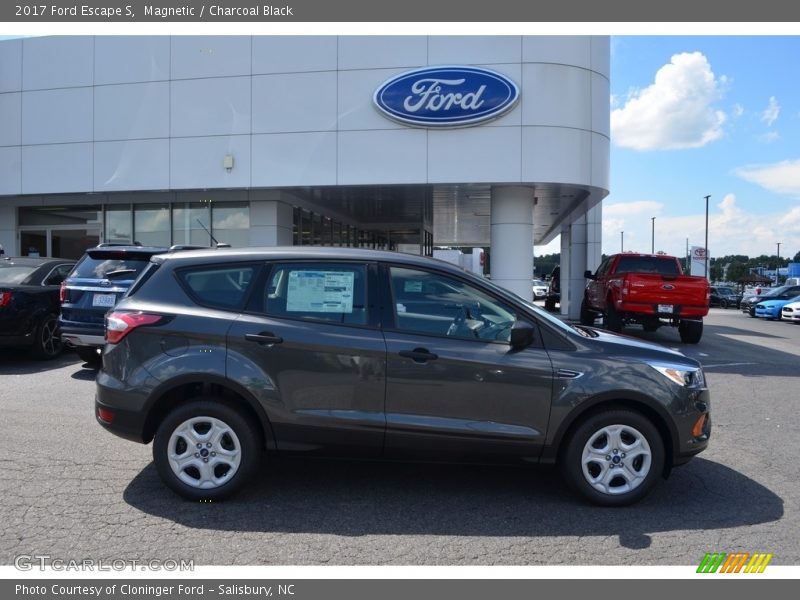 Magnetic / Charcoal Black 2017 Ford Escape S