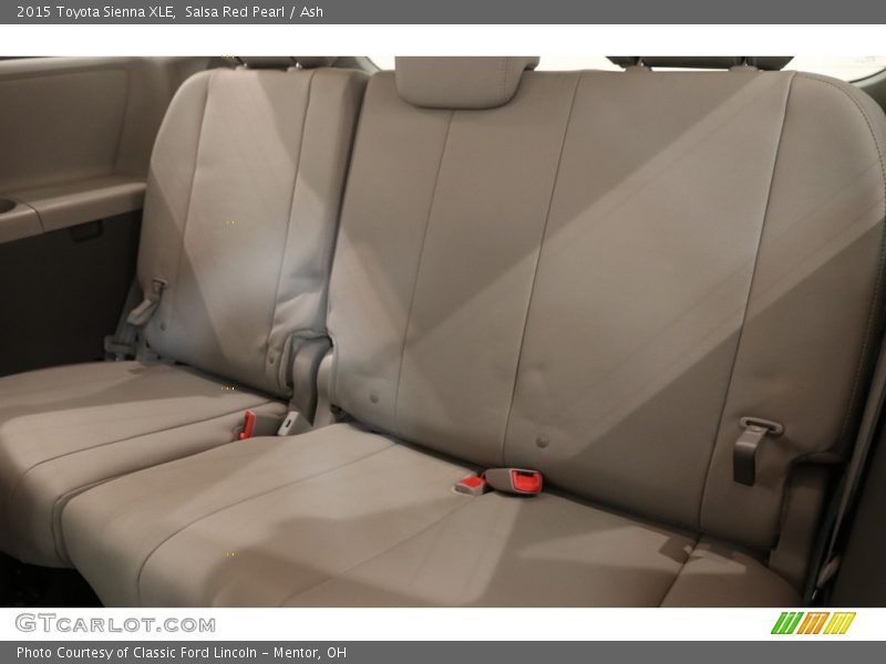 Salsa Red Pearl / Ash 2015 Toyota Sienna XLE