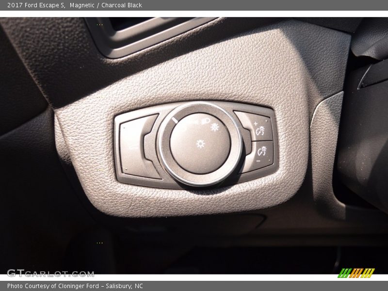 Magnetic / Charcoal Black 2017 Ford Escape S