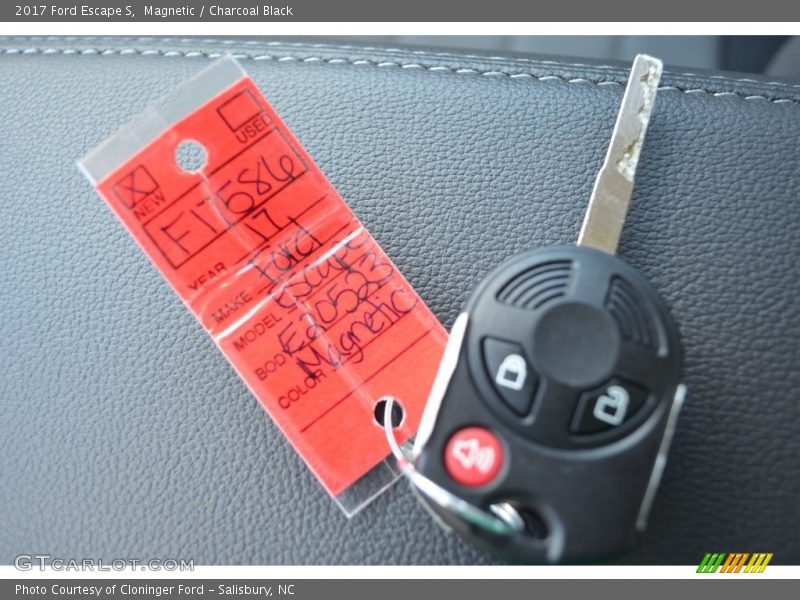 Magnetic / Charcoal Black 2017 Ford Escape S