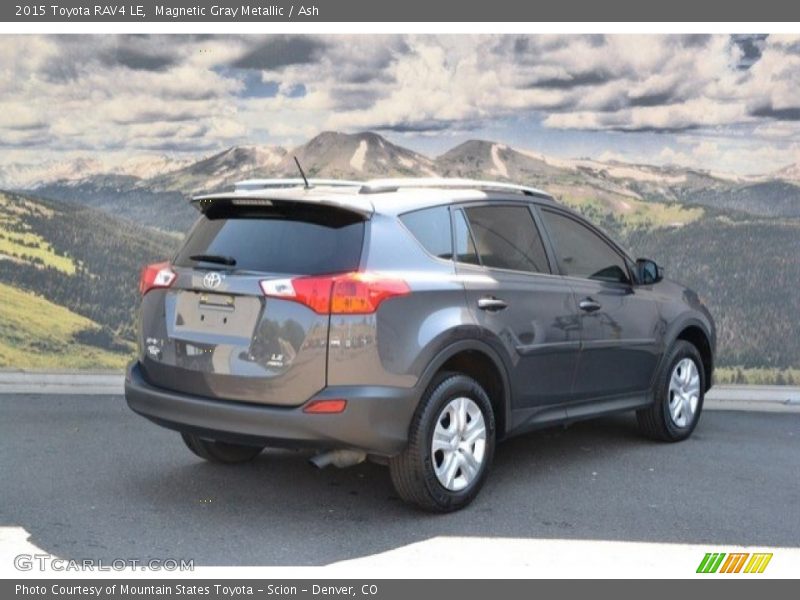 Magnetic Gray Metallic / Ash 2015 Toyota RAV4 LE