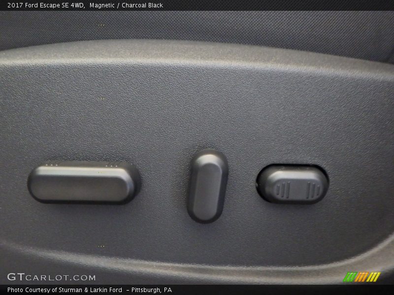 Magnetic / Charcoal Black 2017 Ford Escape SE 4WD