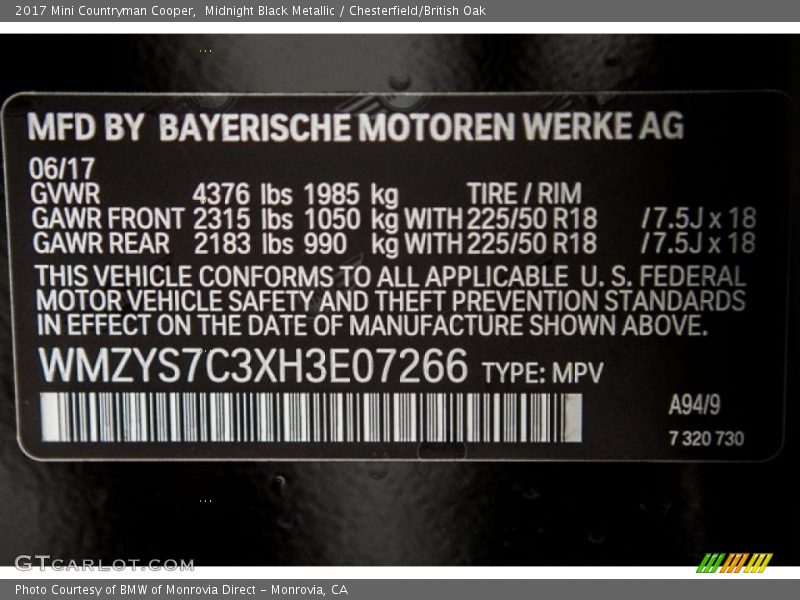 Midnight Black Metallic / Chesterfield/British Oak 2017 Mini Countryman Cooper