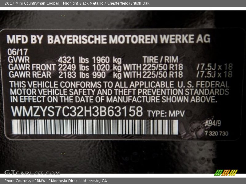 Midnight Black Metallic / Chesterfield/British Oak 2017 Mini Countryman Cooper