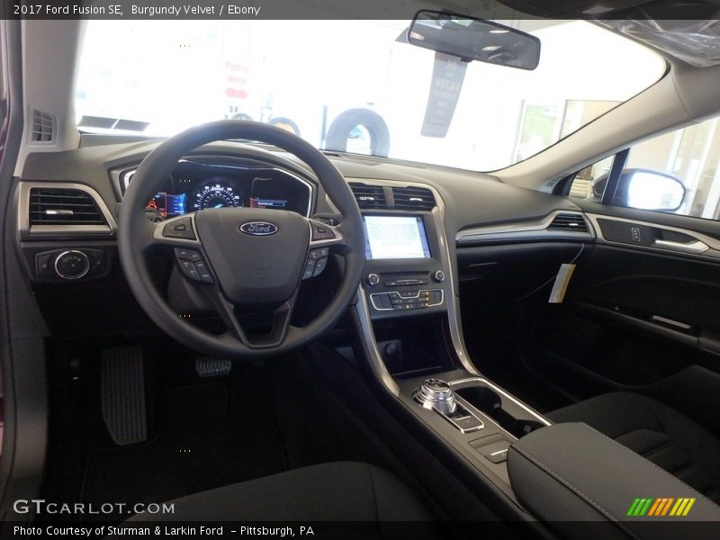 Burgundy Velvet / Ebony 2017 Ford Fusion SE