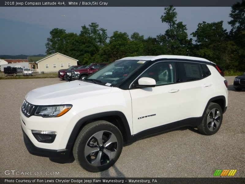 White / Black/Ski Gray 2018 Jeep Compass Latitude 4x4