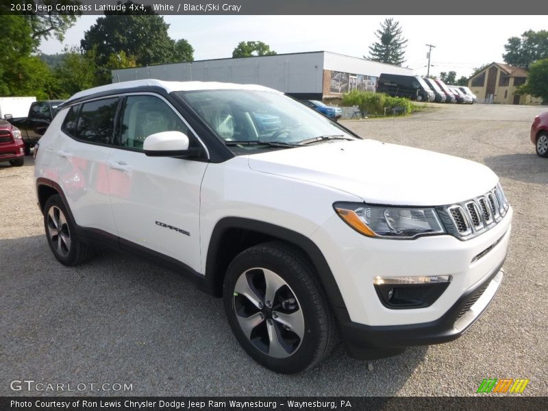 White / Black/Ski Gray 2018 Jeep Compass Latitude 4x4