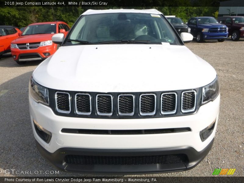 White / Black/Ski Gray 2018 Jeep Compass Latitude 4x4