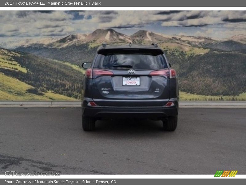 Magnetic Gray Metallic / Black 2017 Toyota RAV4 LE