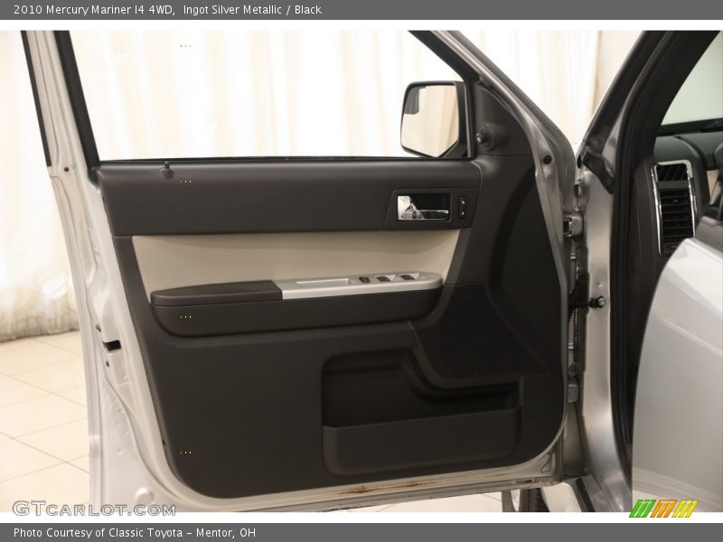 Ingot Silver Metallic / Black 2010 Mercury Mariner I4 4WD