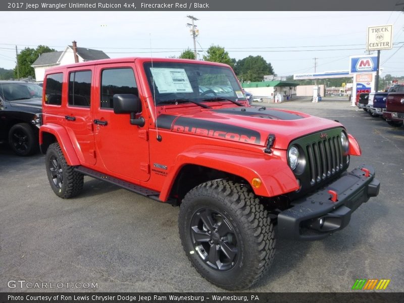 Firecracker Red / Black 2017 Jeep Wrangler Unlimited Rubicon 4x4