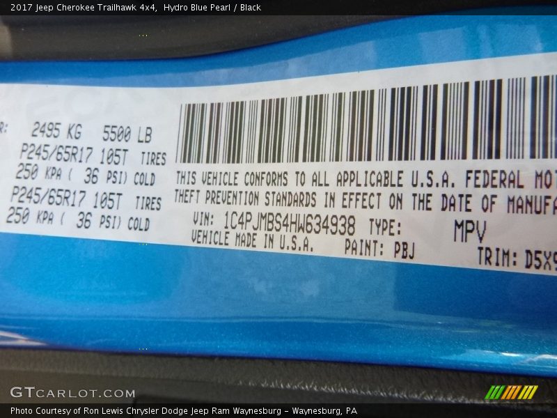 Hydro Blue Pearl / Black 2017 Jeep Cherokee Trailhawk 4x4