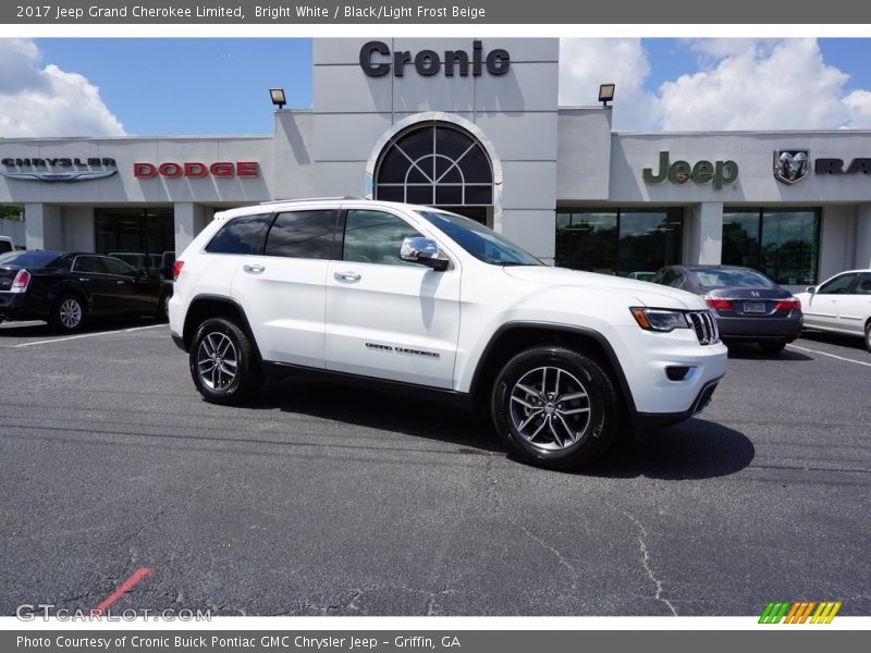 Bright White / Black/Light Frost Beige 2017 Jeep Grand Cherokee Limited