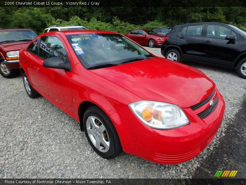 Victory Red / Gray 2006 Chevrolet Cobalt LS Coupe