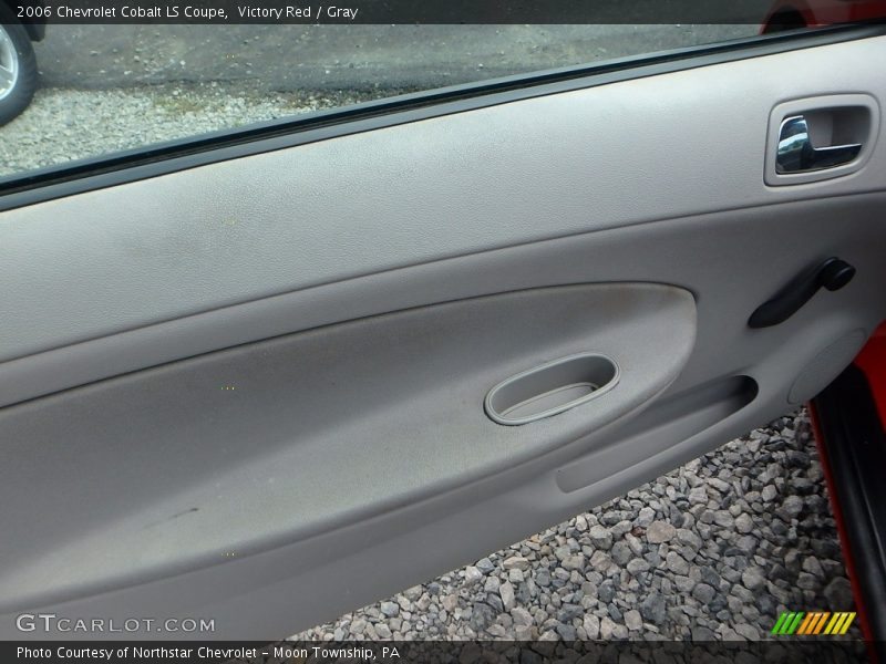 Victory Red / Gray 2006 Chevrolet Cobalt LS Coupe