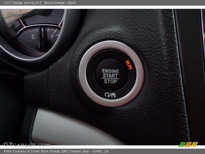 Blood Orange / Black 2017 Dodge Journey SXT