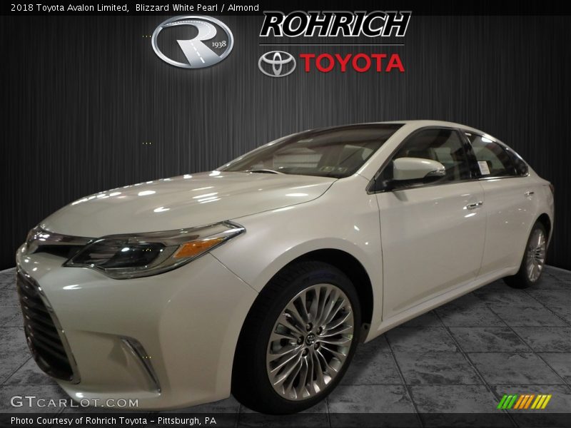Blizzard White Pearl / Almond 2018 Toyota Avalon Limited