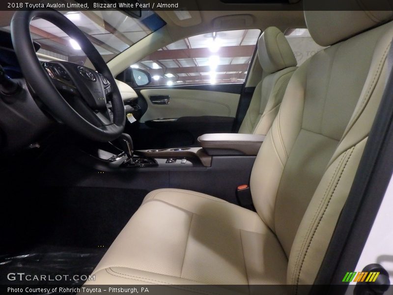 Blizzard White Pearl / Almond 2018 Toyota Avalon Limited