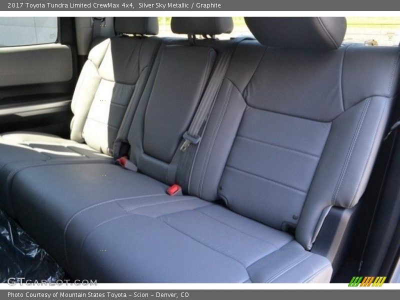 Silver Sky Metallic / Graphite 2017 Toyota Tundra Limited CrewMax 4x4