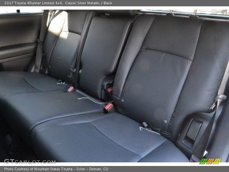 Classic Silver Metallic / Black 2017 Toyota 4Runner Limited 4x4