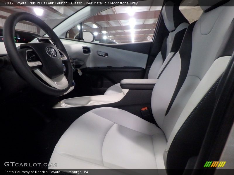 Classic Silver Metallic / Moonstone Gray 2017 Toyota Prius Prius Four Touring