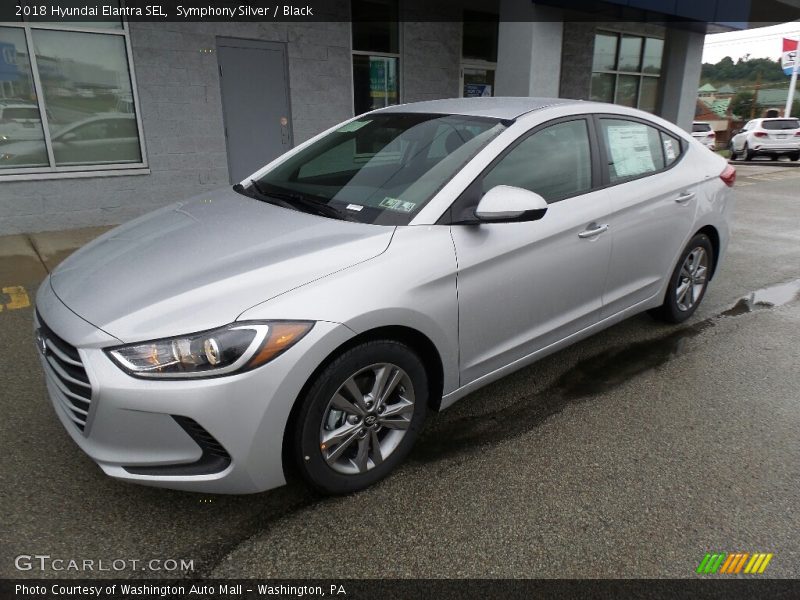 Symphony Silver / Black 2018 Hyundai Elantra SEL