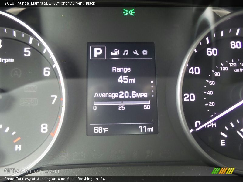 Symphony Silver / Black 2018 Hyundai Elantra SEL