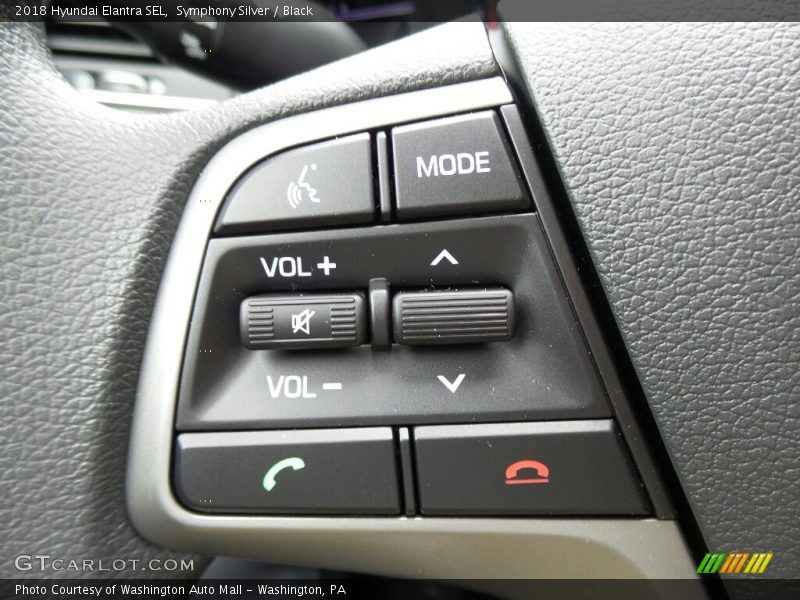 Symphony Silver / Black 2018 Hyundai Elantra SEL
