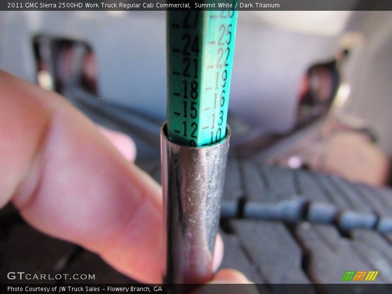 Summit White / Dark Titanium 2011 GMC Sierra 2500HD Work Truck Regular Cab Commercial