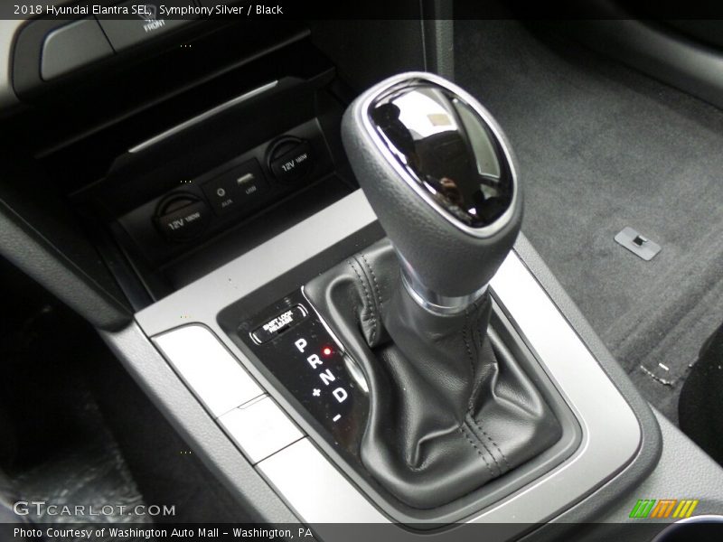 Symphony Silver / Black 2018 Hyundai Elantra SEL