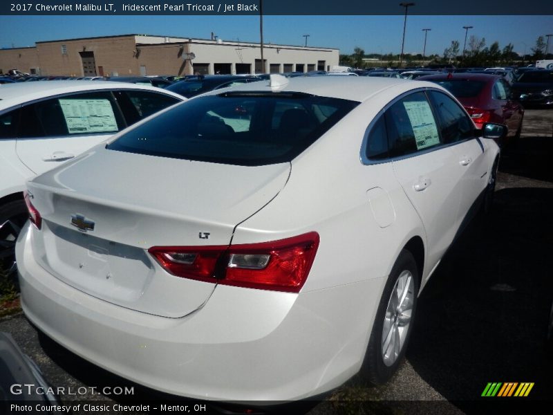 Iridescent Pearl Tricoat / Jet Black 2017 Chevrolet Malibu LT