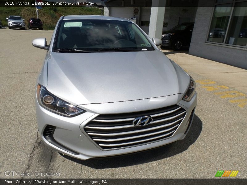 Symphony Silver / Gray 2018 Hyundai Elantra SE