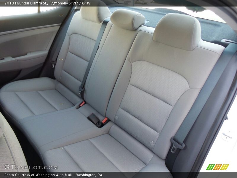 Symphony Silver / Gray 2018 Hyundai Elantra SE