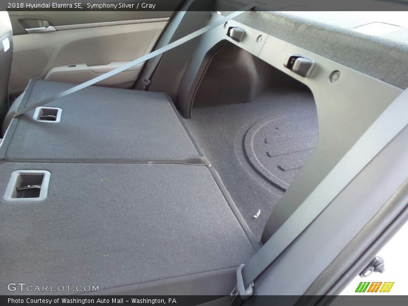 Symphony Silver / Gray 2018 Hyundai Elantra SE
