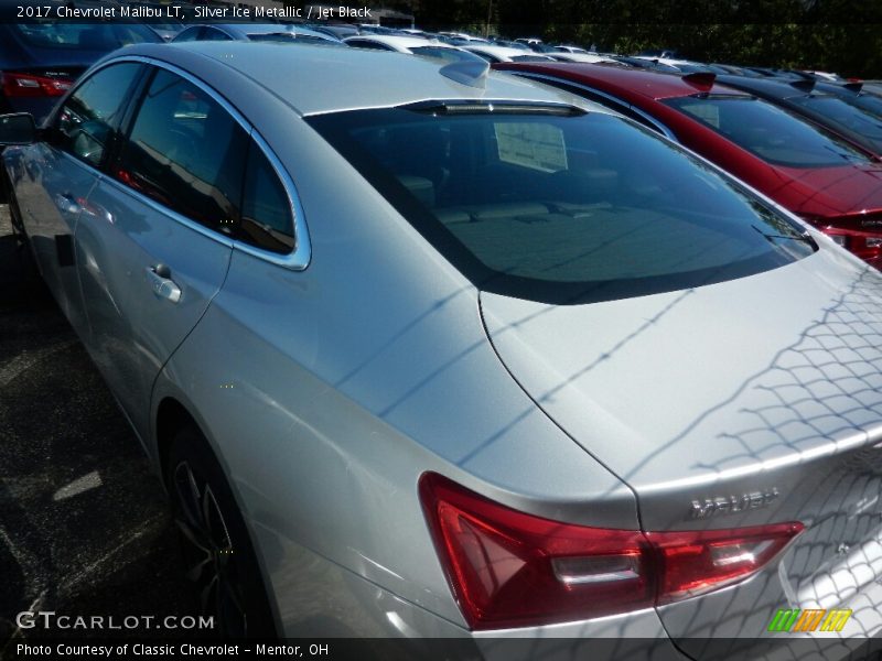 Silver Ice Metallic / Jet Black 2017 Chevrolet Malibu LT