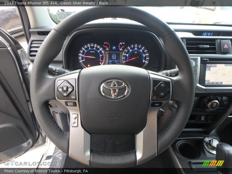 Classic Silver Metallic / Black 2017 Toyota 4Runner SR5 4x4