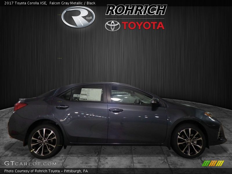 Falcon Gray Metallic / Black 2017 Toyota Corolla XSE