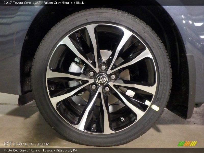 Falcon Gray Metallic / Black 2017 Toyota Corolla XSE