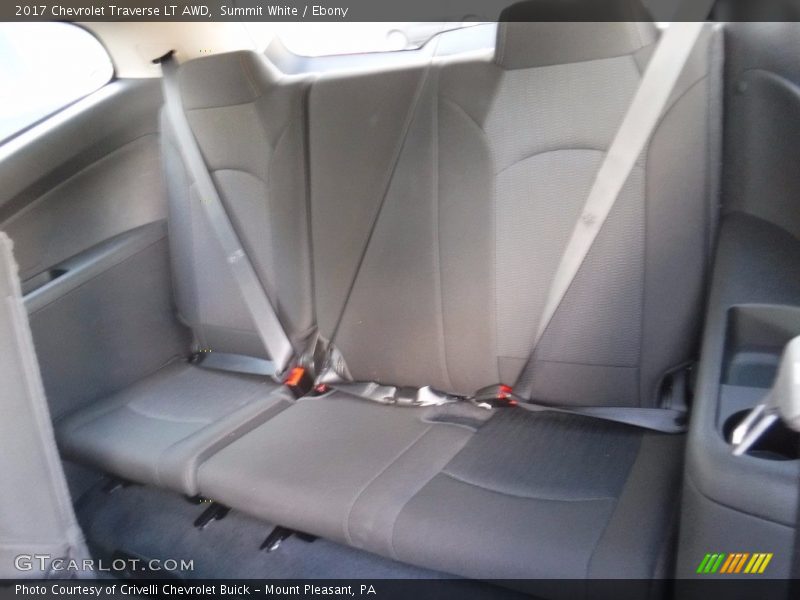 Summit White / Ebony 2017 Chevrolet Traverse LT AWD