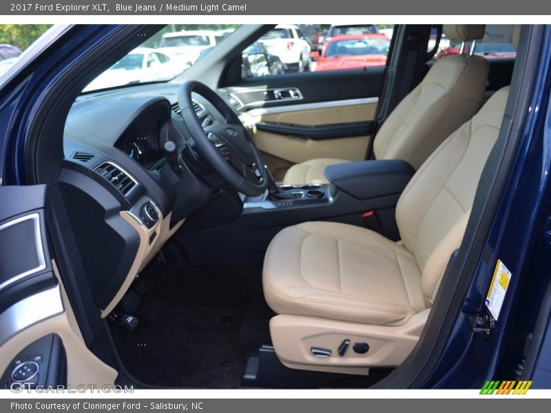 Blue Jeans / Medium Light Camel 2017 Ford Explorer XLT