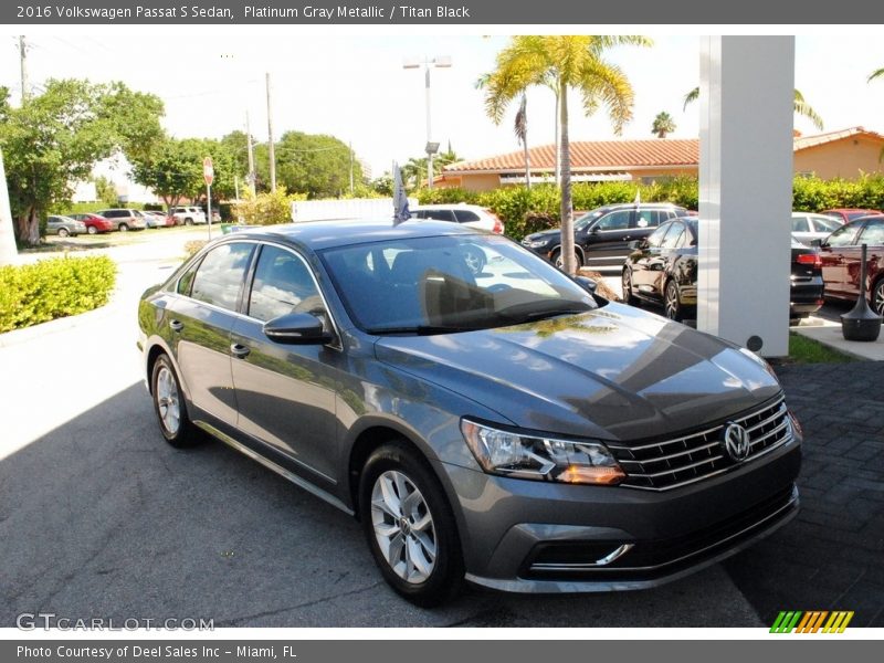 Platinum Gray Metallic / Titan Black 2016 Volkswagen Passat S Sedan