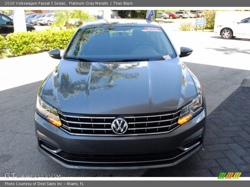 Platinum Gray Metallic / Titan Black 2016 Volkswagen Passat S Sedan
