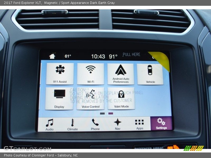 Magnetic / Sport Appearance Dark Earth Gray 2017 Ford Explorer XLT