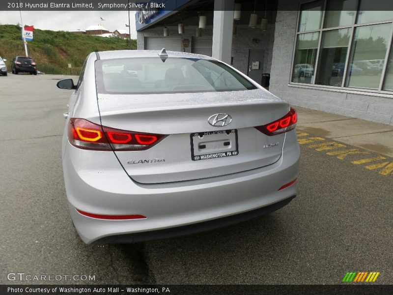 Symphony Silver / Black 2018 Hyundai Elantra Limited