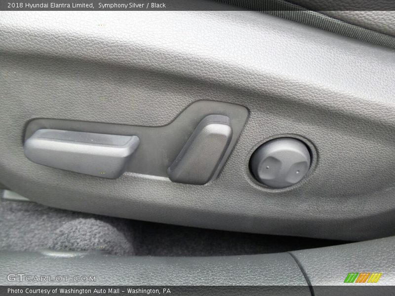 Symphony Silver / Black 2018 Hyundai Elantra Limited