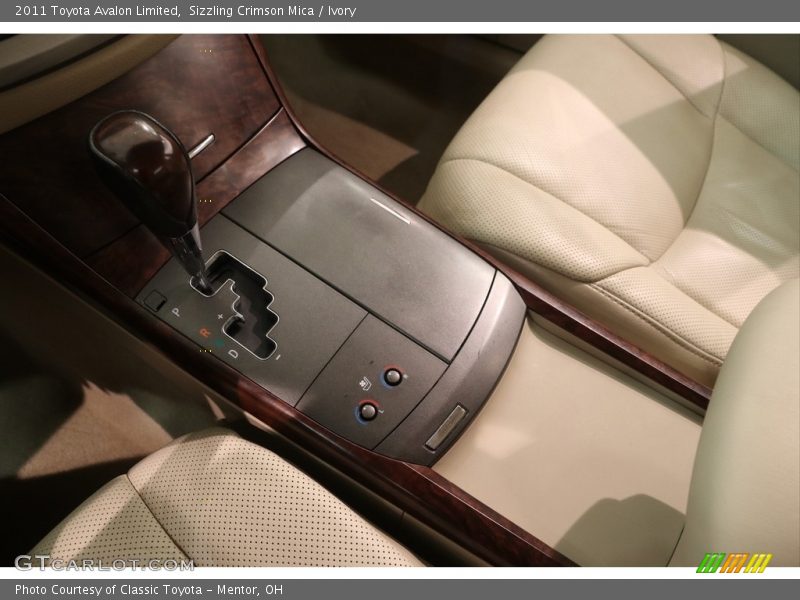 Sizzling Crimson Mica / Ivory 2011 Toyota Avalon Limited