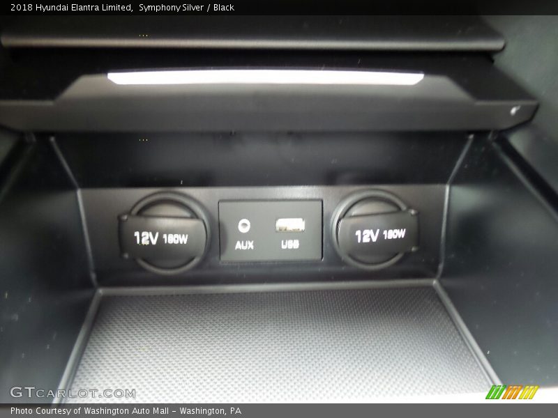 Symphony Silver / Black 2018 Hyundai Elantra Limited