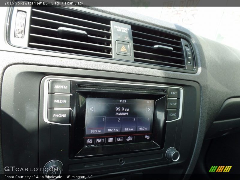 Black / Titan Black 2016 Volkswagen Jetta S