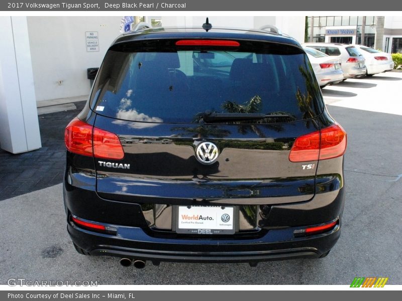 Deep Black Pearl / Charcoal 2017 Volkswagen Tiguan Sport